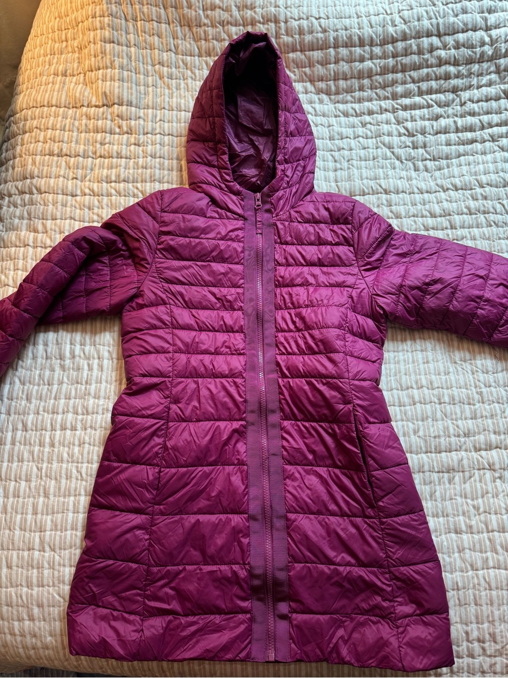 Lands’ End berry pink coat sz M